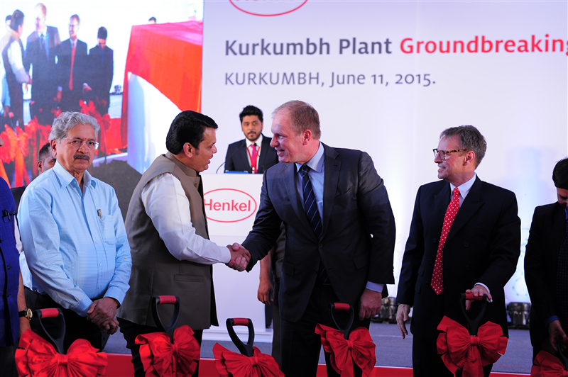 Devendra Fadnavis, Chief Minister of Maharashtra with Paul Kirsch, Corporate Senior Vice President, Operations & Supply Chain, Henkel Adhesive Technologies & Jeremy  Hunter, President, Henkel Group India at the groundbreaking ceremony of Henkel's Kurkumbh plant